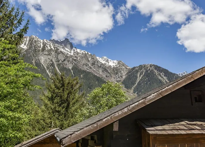 Holiday home Baribal - Mazot Terrasse Nature Vue Parking Chamonix